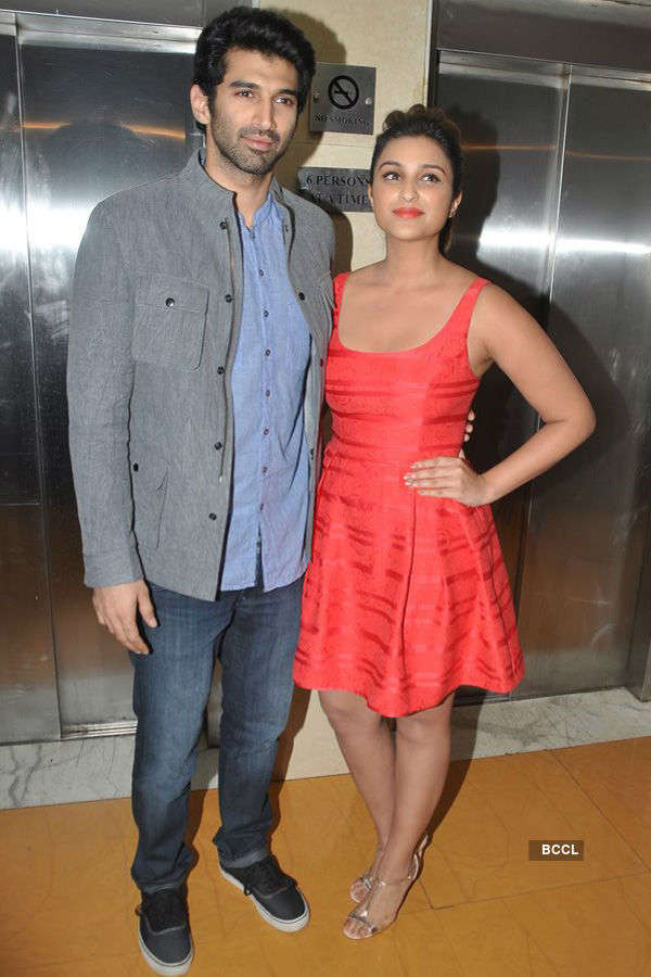 Aditya, Parineeti promote Daawat-e-Ishq