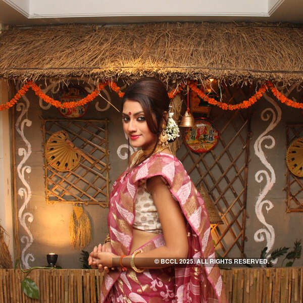 Tolly celebs take part in Puja frenzy