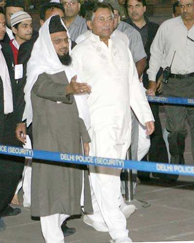 Musharraf at Jama Masjid