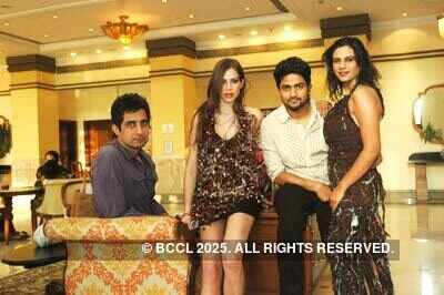 Sandeep & Gaurav's preview '09