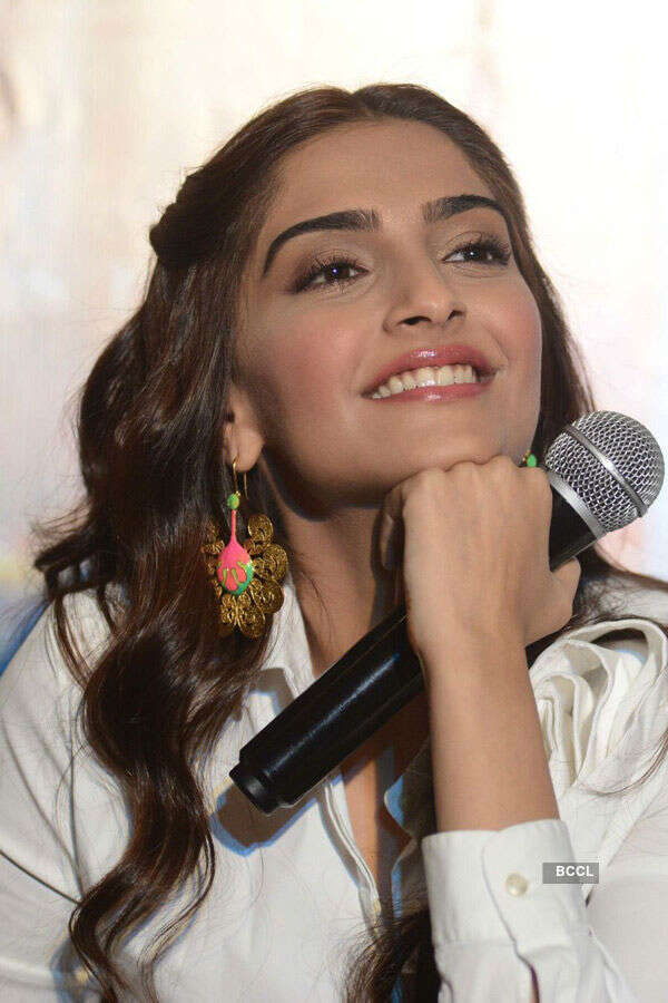 Sonam, Fawad @ Khoobsurat promotions