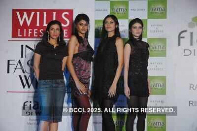 Rina Dhaka and Ranna Gill   