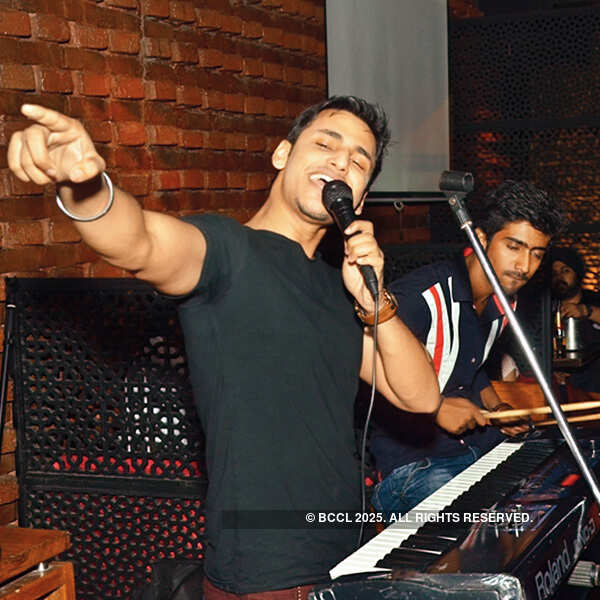 Rush @ Toast Bar & Grill