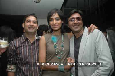 Rahul, Gunjan & Harmeet's bash