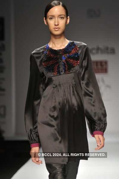 Binal presents a creation by designer Sanchita during Day 5 of Wills ...