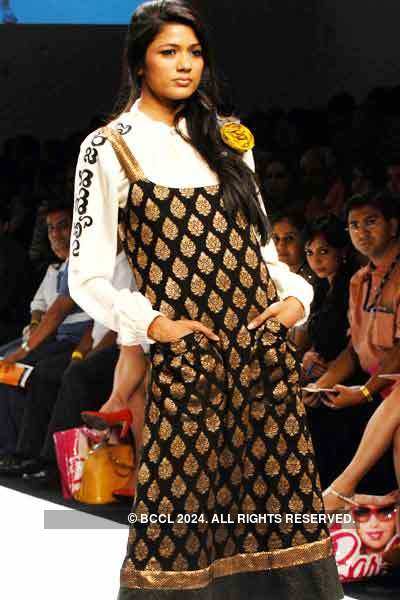 LFW '09: Asmita Marwa