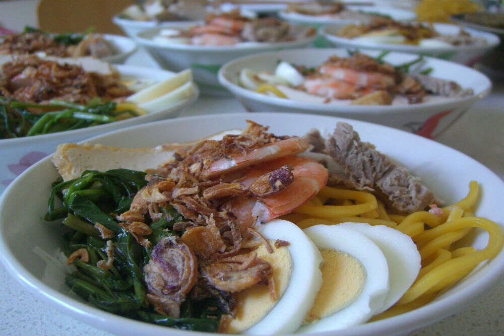 6 street eats everyone must try in Penang Hokkien Mee