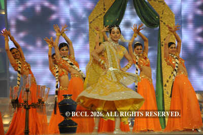 Kangana Ranaut performs at Pantaloons Femina Miss India '09