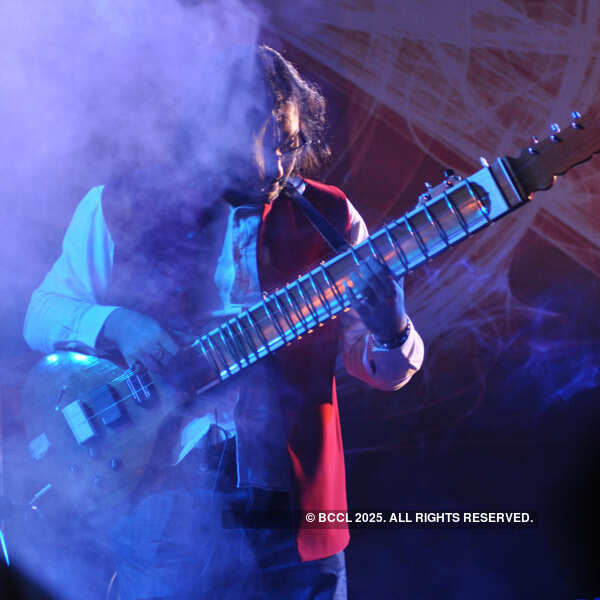 String festival in Kolkata