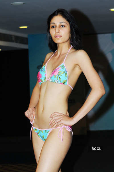 Pooja Chopra During The Swimwear Round Rehearsals Of The Pantaloons Femina Miss India 2009