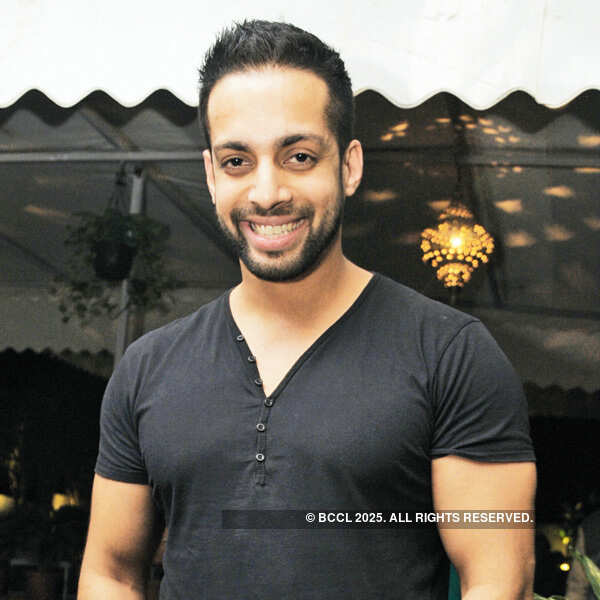 Rannvijay Singha at O Bar