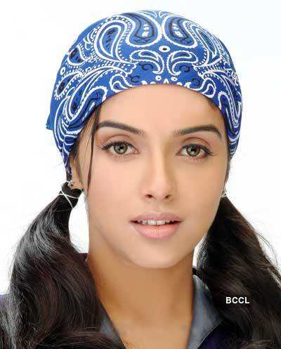 Asin: Cool and casual