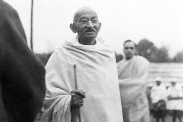 Gandhi Jayanti : Bollywood films made on Mahatma Gandhi