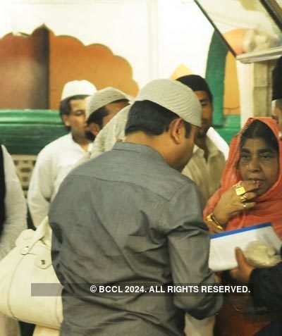 Rahman at Nizamuddin Dargah