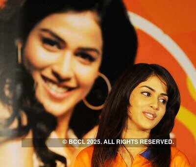 Genelia endorsing Fanta