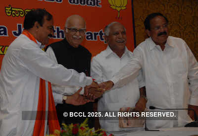 Advani at a press meet