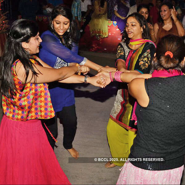Jasbir Jassi at dandiya night