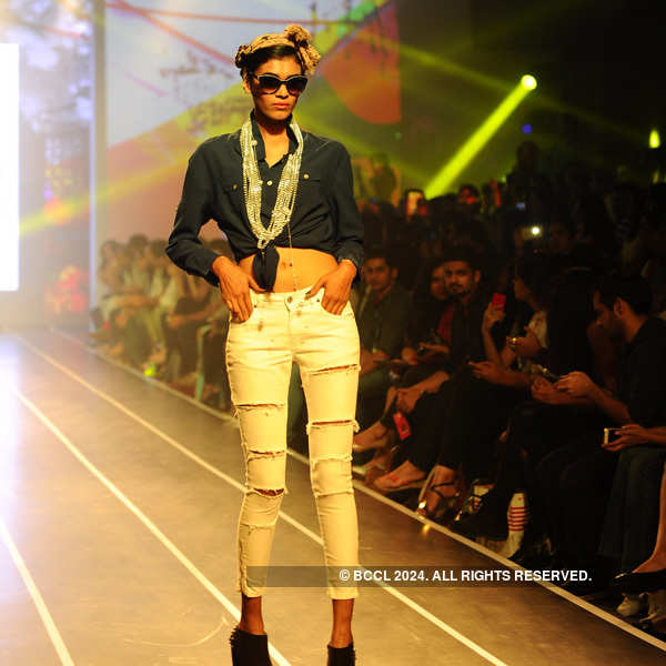 Myntra Fashion Weekend '14: HRX