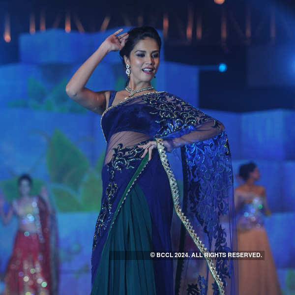 Gitanjali Fashion show for Nizam Jewels