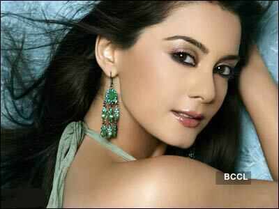 Minissha: Cute 'n' chirpy