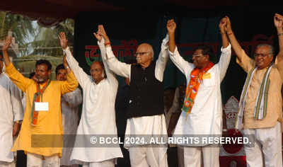 Advani in W.Bengal