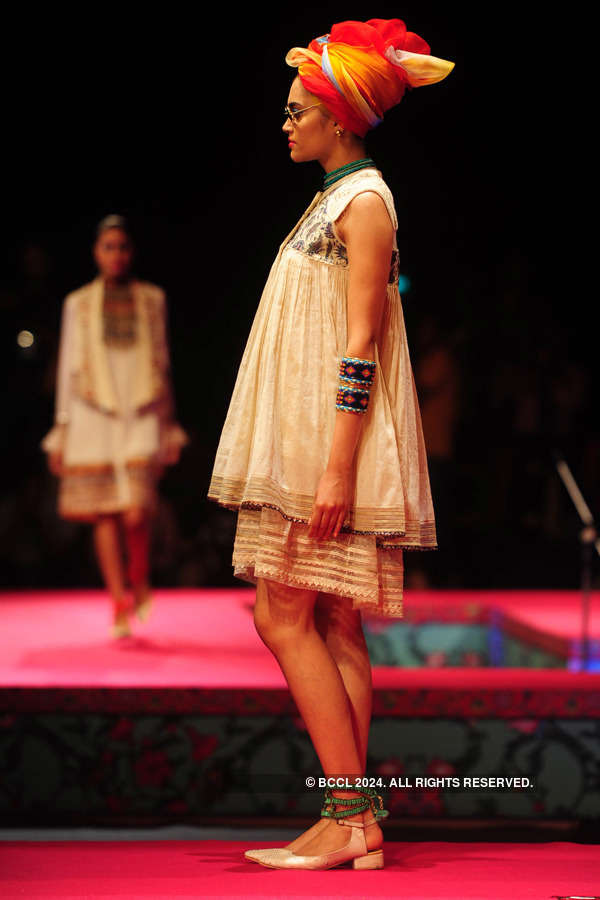 WIFW '15: Day 1: Tarun Tahiliani