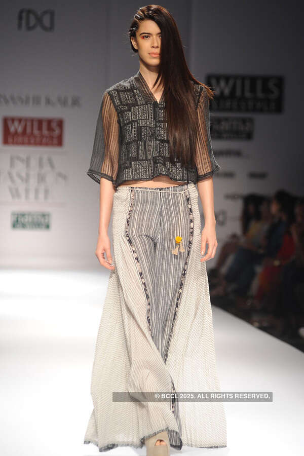 WIFW '15: Day 4: Urvashi Kaur