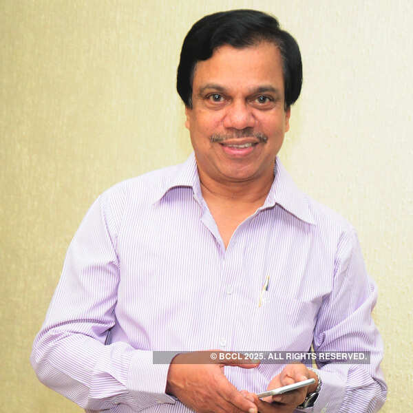 Play: Deergha Chathuram