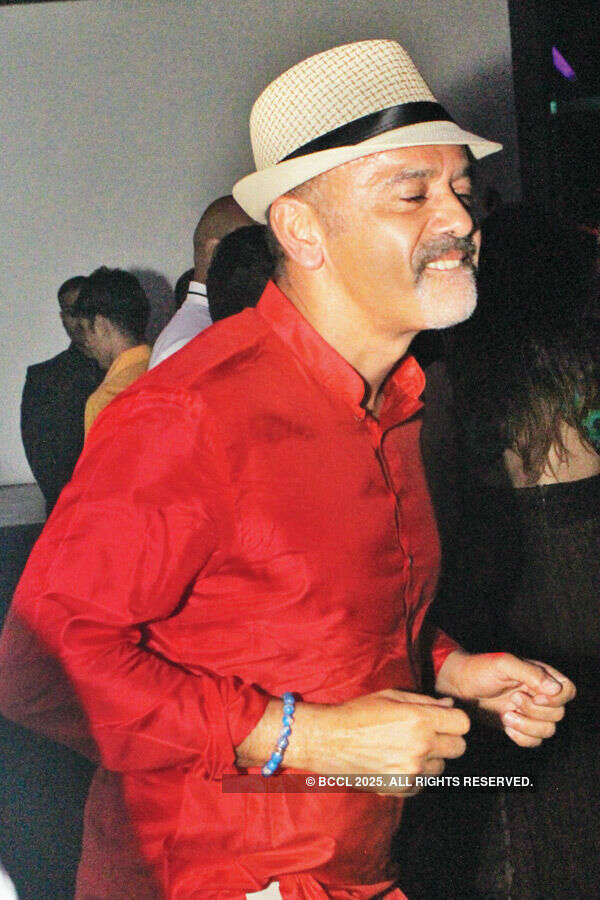 Fashionistas party in style