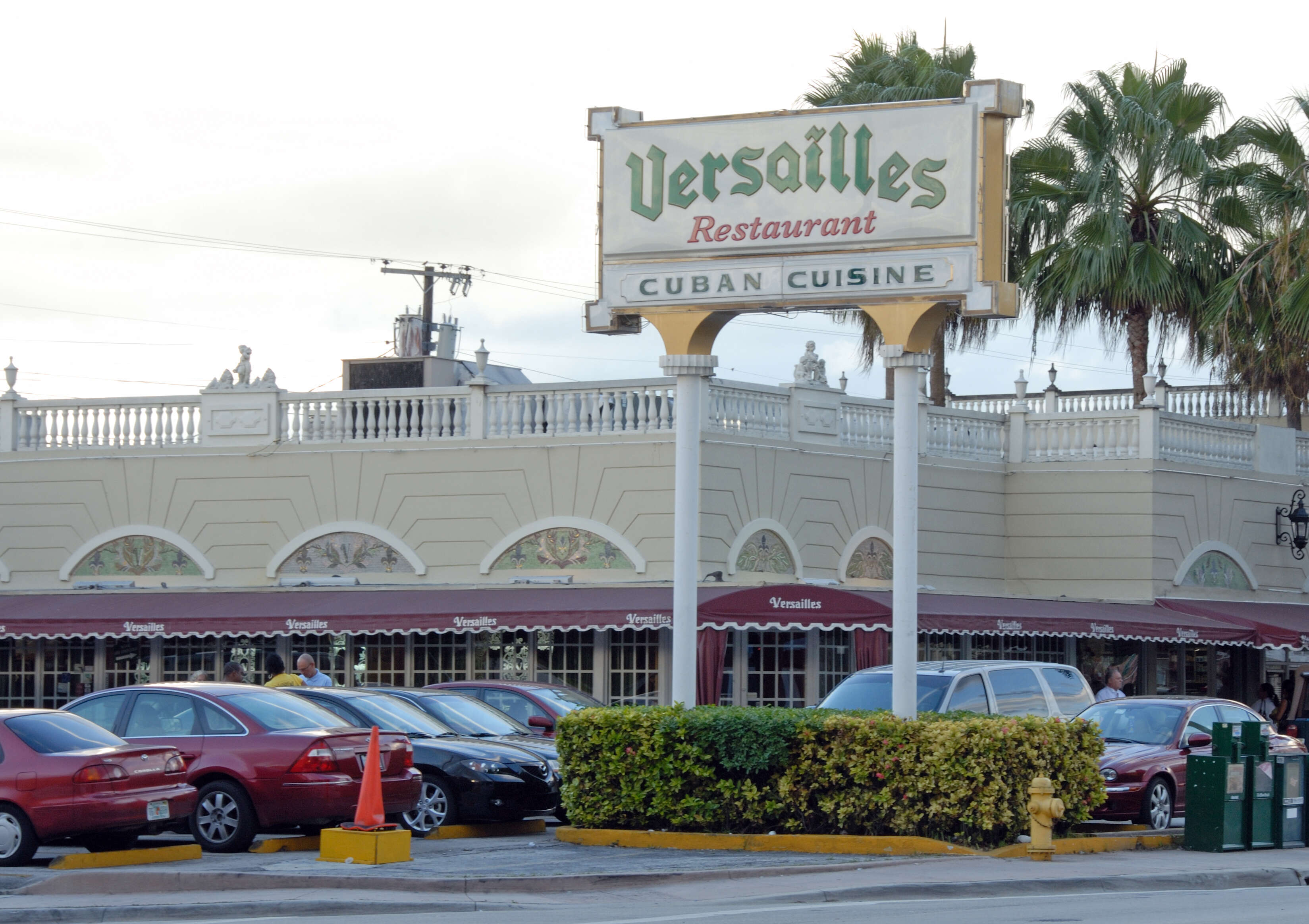 Versailles, Miami Get Versailles Restaurant Reviews on Times of India