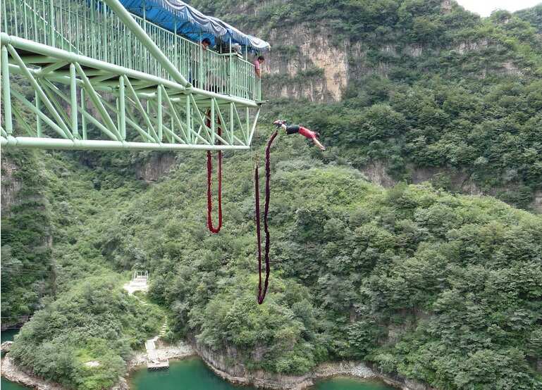 Longqing Gorge Bungee 龙庆峡蹦极 Longqing Gorge Bungee 龙庆峡蹦极