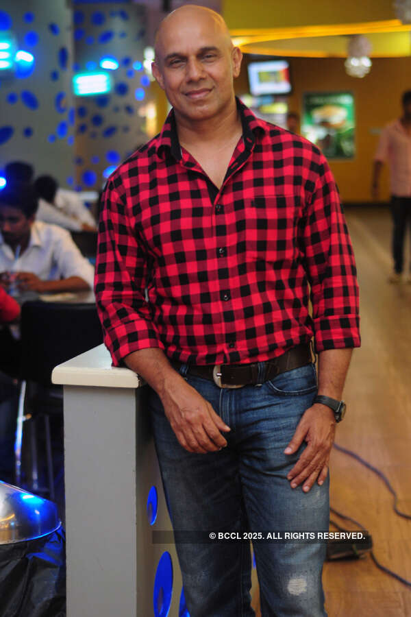 Sherlyn shoots in the city