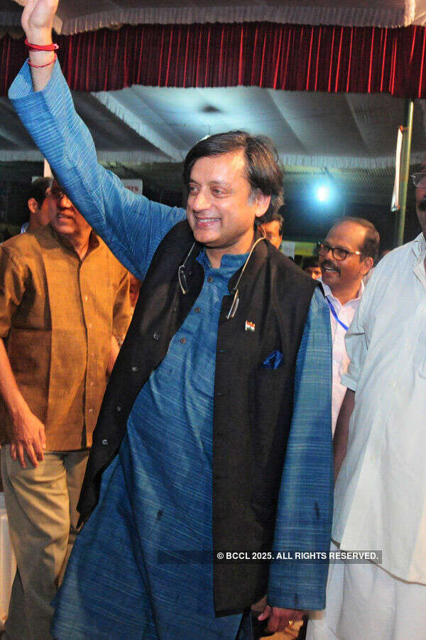 Shashi Tharoor @ youth forum