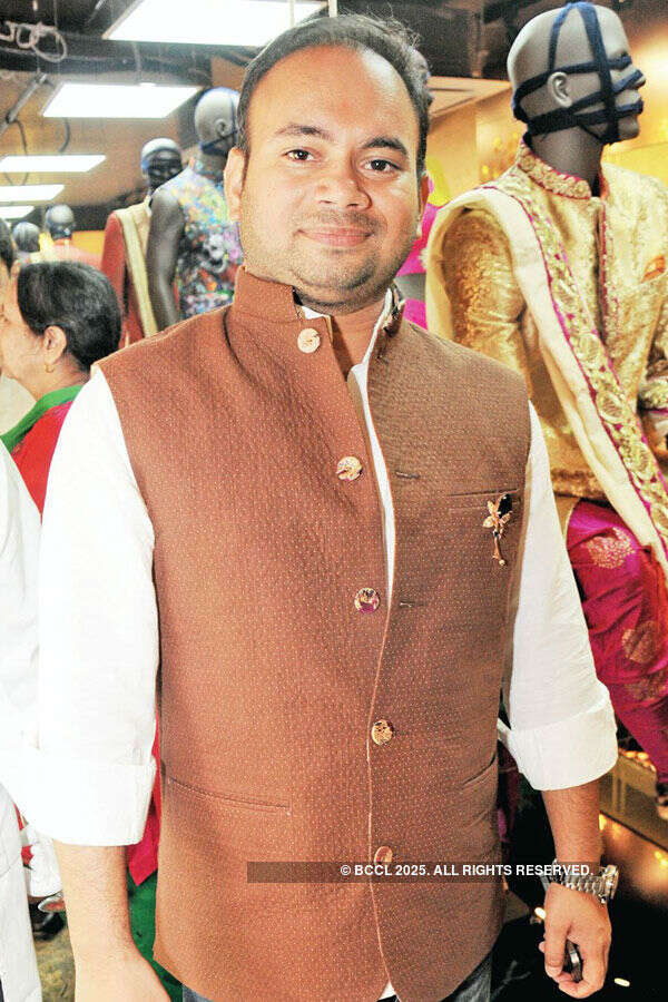 Neil's stylish outing