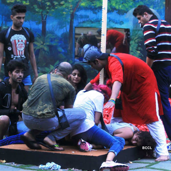 Bigg Boss 8: Sneak Peek