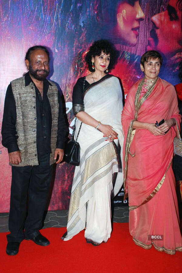 Rang Rasiya: Premiere