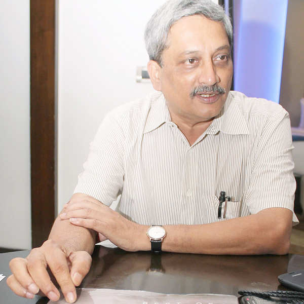 Goa CM: Manohar Parrikar, Parsekar likely to succeed him