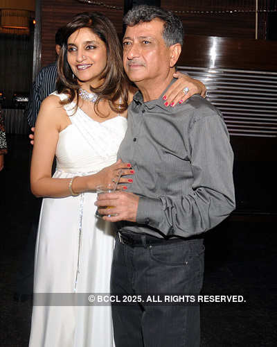 Rashu and Naveen Kapur during their 25th wedding anniversary party