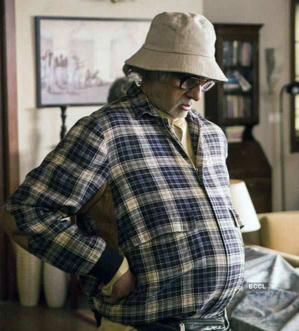 Piku Movie Photos | Piku Movie Stills | Piku Bollywood Movie Photo