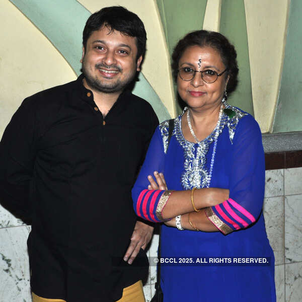 Premiere: Pati Parameshwar