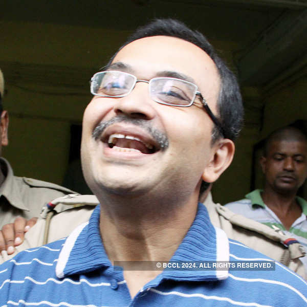 Kunal Ghosh attempts 'suicide', hospitalized