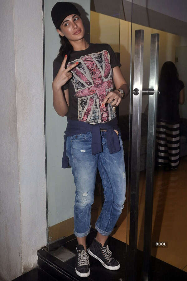 Happy Ending: Screening