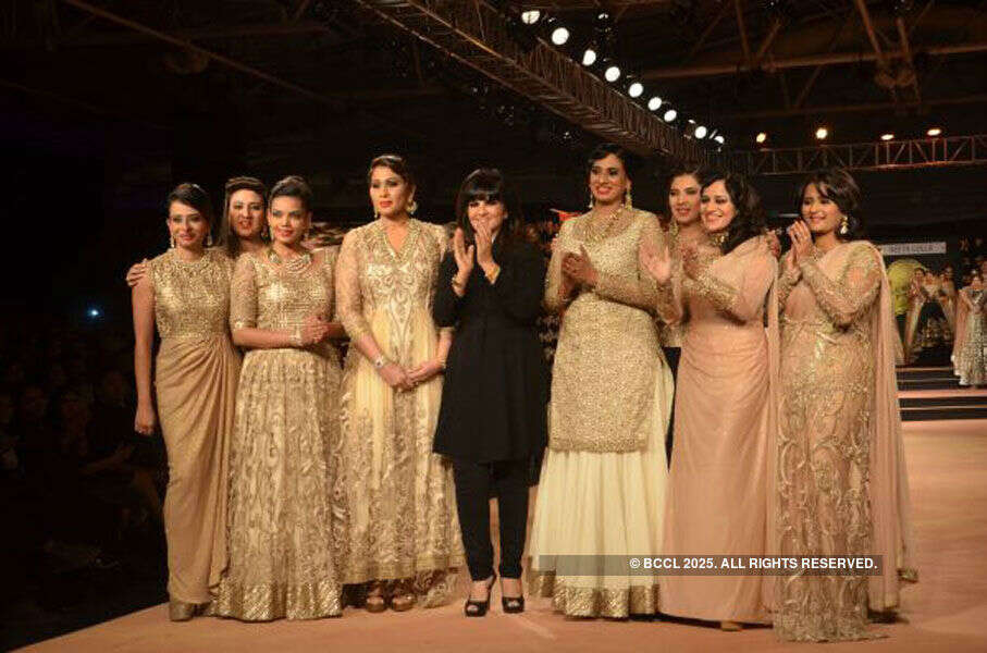 Couture queens rule the ramp