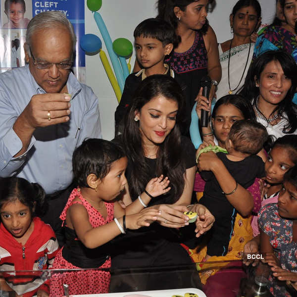 Aishwarya Rai @ Charity event