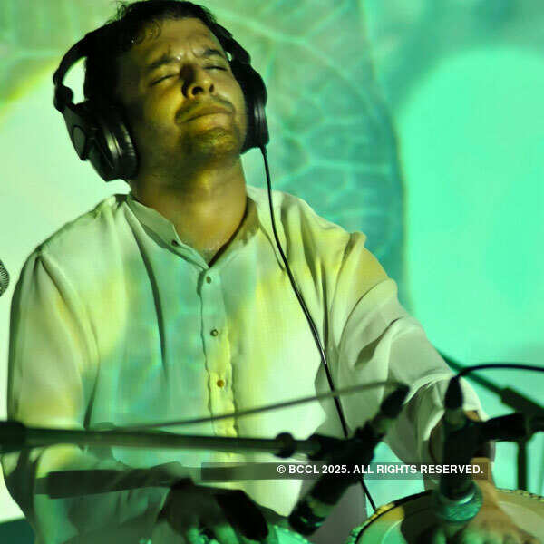 celebs at a musical event Mayookh