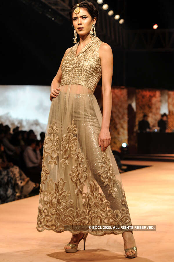 Blenders Pride Fashion Tour: Neeta Lulla