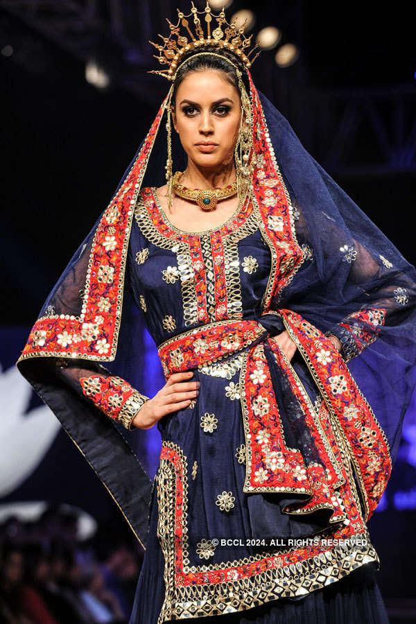 Blenders Pride Fashion Tour: Suneet Varma