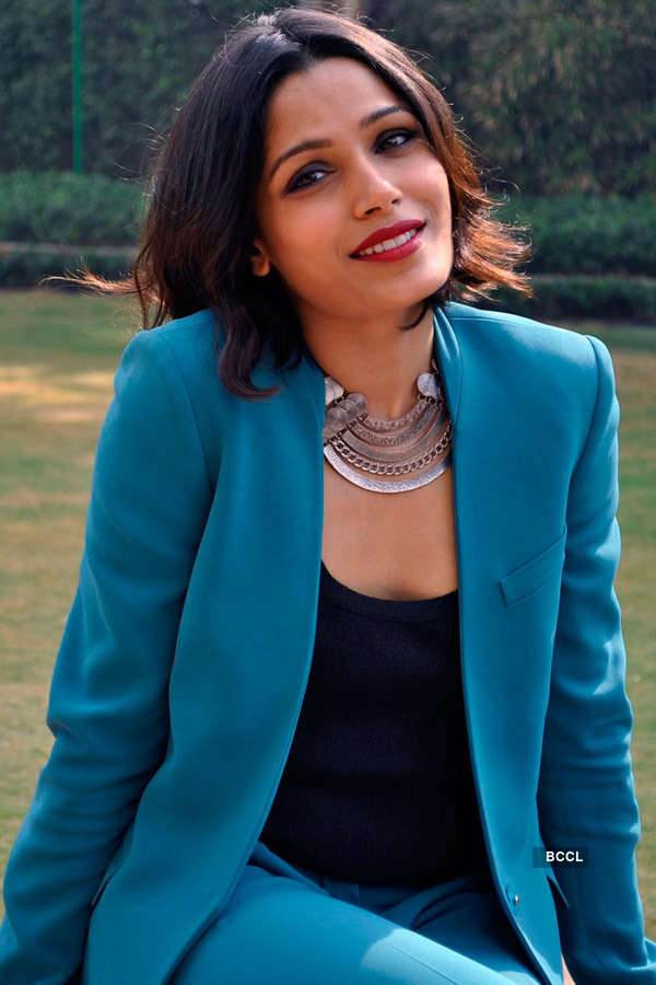 Priyanka, Freida launch Girl Rising campaign