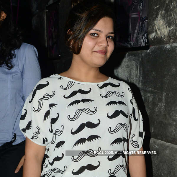 Stand-up comedy night @ Illusions