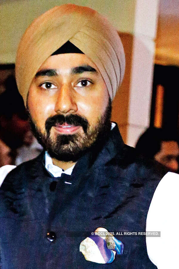 Hollywood Night @ The California Boulevard